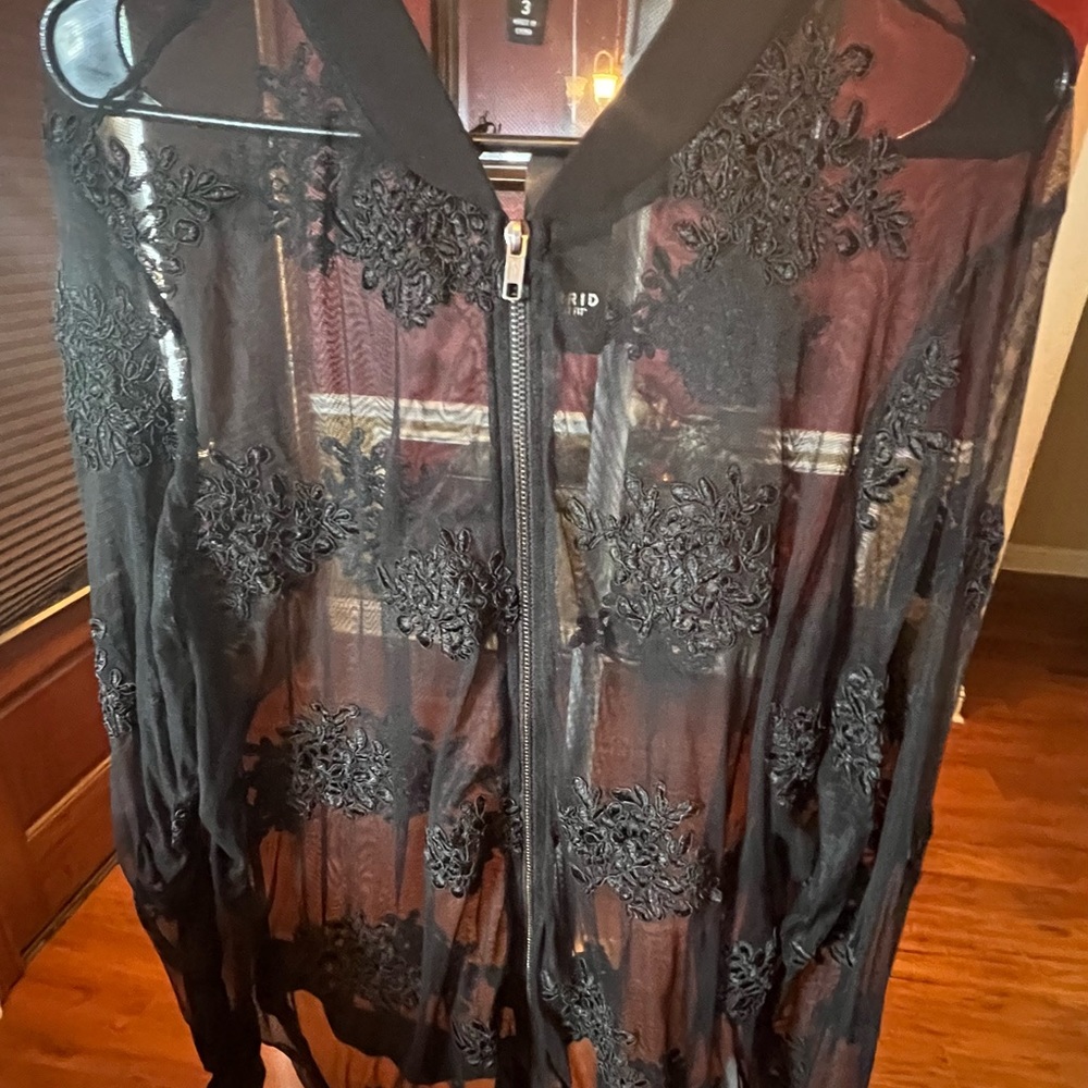 NWT TORRID Plus Size Black Floral Mesh Bomber Jacket. Size 3 or 22-24
